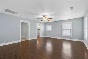 207 W Heard St, Cleburne, TX 76033 - Photo 8