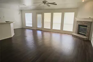 1512 Parrot Ct, DeSoto, TX 75115 - Photo 2
