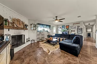 837 W 3rd Street, Eddy, TX 76524 - Photo 4