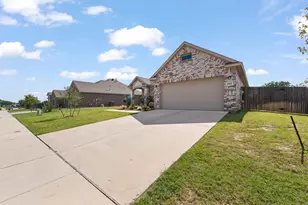 4000 Bendale Rd, Benbrook, TX 76116 - Photo 4