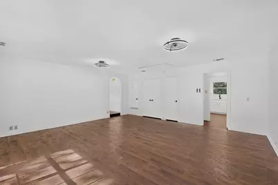 13930 Briarwood Court, Azle, TX 76020 - Photo 10