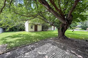 604 Cooper St, Ennis, TX 75119 - Photo 26