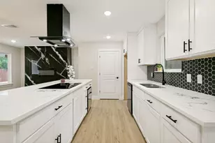 1504 Lexington Pl, Bedford, TX 76022 - Photo 8