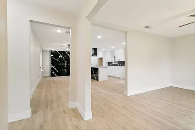 1504 Lexington Place, Bedford, TX 76022 - Photo 4
