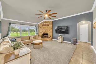 1068 Oak Creek Cir, Royse City, TX 75189 - Photo 10