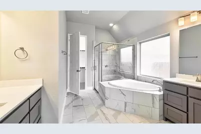 333 Cowling Drive, Little Elm, TX 75068 - Photo 10