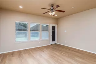 1405 Samantha Creek Dr, Little Elm, TX 75068 - Photo 6