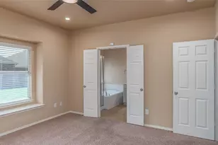 1405 Samantha Creek Dr, Little Elm, TX 75068 - Photo 8