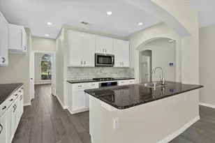 2644 Coral Cove Dr, Grand Prairie, TX 75054 - Photo 8