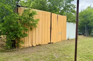 407 S Lamar St, Eastland, TX 76448 - Photo 38