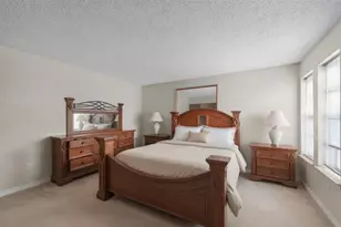 717 Towne House Ln, Richardson, TX 75081 - Photo 12