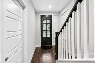 1367 Branchwood Pl, Dallas, TX 75215 - Photo 6