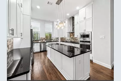 1367 Branchwood Place, Dallas, TX 75215 - Photo 14