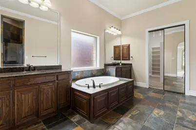 4136 Choctaw Drive, Carrollton, TX 75010 - Photo 16
