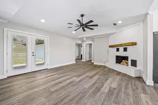 30 Judy Dr, Sherman, TX 75090 - Photo 8