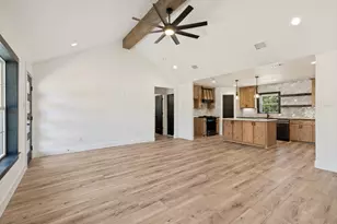 271 Rolling Rnch Blvd, Alvord, TX 76225 - Photo 8