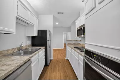 2101 Count Fleet Drive #511, Arlington, TX 76011 - Photo 8