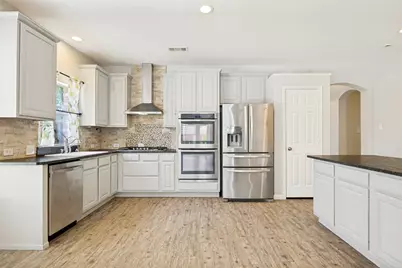 9800 Adolphus Drive, Frisco, TX 75035 - Photo 4