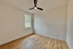 785 Blue Marlin Ct, Bluff Dale, TX 76433 - Photo 20