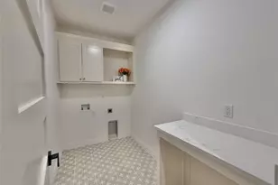 785 Blue Marlin Ct, Bluff Dale, TX 76433 - Photo 24