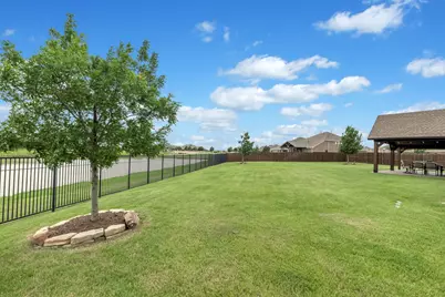 2750 Pinto Creek Drive, Celina, TX 75078 - Photo 36