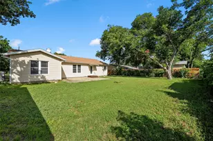 609 N Norma Dr, Lacy Lakeview, TX 76705 - Photo 28