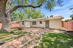 2417 Muret St, Irving, TX 75062 - Photo 22