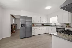 3824 Windsor Ave, Waco, TX 76708 - Photo 6
