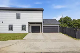 1469 Elmwood Ave, Fort Worth, TX 76104 - Photo 4