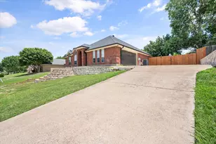 2110 Timber Cove Ct, Weatherford, TX 76087 - Photo 30