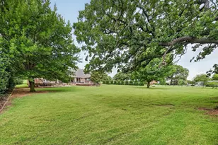 2313 Sandstone Ct, Burleson, TX 76028 - Photo 38