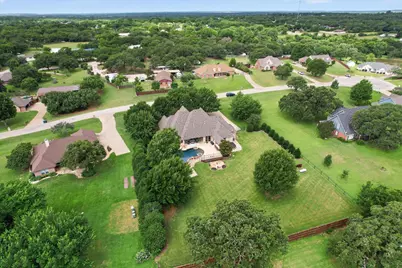 2313 Sandstone Court, Burleson, TX 76028 - Photo 40