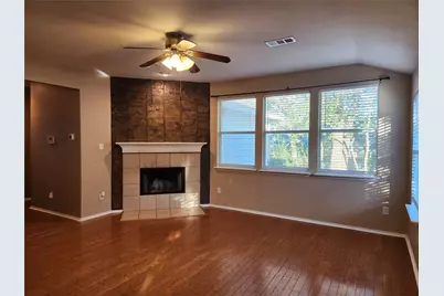 3913 Chimney Rock Drive, Denton, TX 76210 - Photo 4