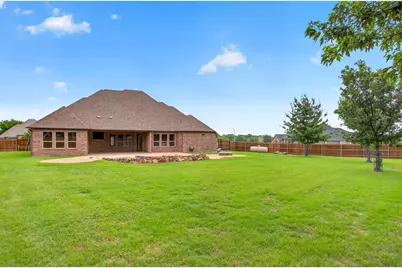 1201 Bluff Springs Drive, Fort Worth, TX 76052 - Photo 36