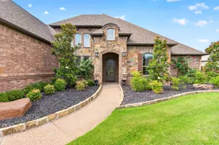 1201 Bluff Springs Dr, Fort Worth, TX 76052 - Photo 1