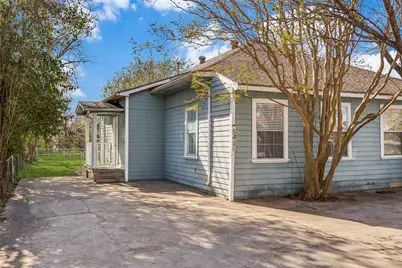 5416 East Side Avenue #Left, Dallas, TX 75214 - Photo 1