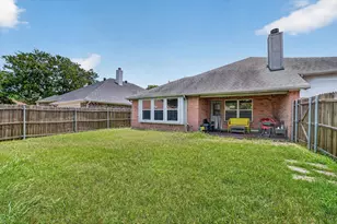 909 Trinity Dr, Lancaster, TX 75146 - Photo 26