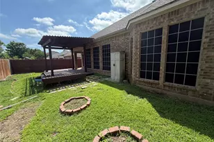 5852 Windy Meadow Ln, Grand Prairie, TX 75052 - Photo 32
