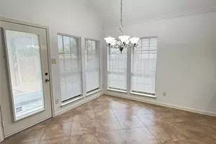 5852 Windy Meadow Ln, Grand Prairie, TX 75052 - Photo 26