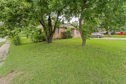 1700 Magnolia Drive, Mesquite, TX 75149 - Photo 4