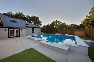 1913 Crockett Cir, Irving, TX 75038 - Photo 32