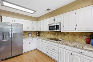 7212 Big Bear Lake Dr, Arlington, TX 76016 - Photo 16