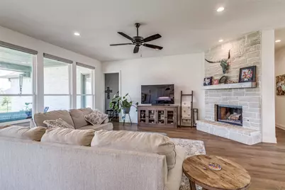 1348 Silent Springs Drive, Fort Worth, TX 76052 - Photo 8