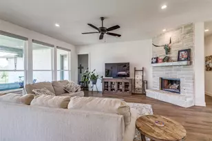 1348 Silent Springs Dr, Fort Worth, TX 76052 - Photo 8