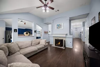 112 Brookshore Drive, Rockwall, TX 75032 - Photo 2