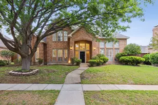 3921 Woodlawn Ln, Plano, TX 75025 - Photo 1