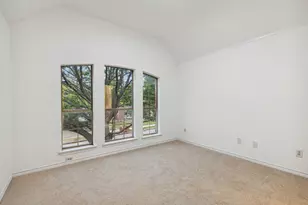 3921 Woodlawn Ln, Plano, TX 75025 - Photo 32