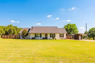 472 Chesnut Ln, Santo, TX 76472 - Photo 1