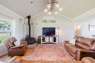 472 Chesnut Lane, Santo, TX 76472 - Photo 8
