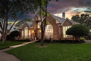 2013 Marlow Dr, Flower Mound, TX 75028 - Photo 2
